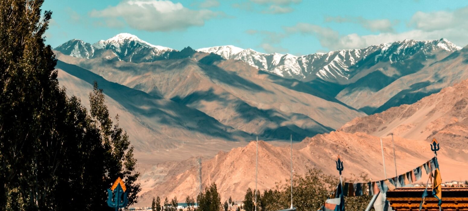 Nubra valley pangong lake Leh image