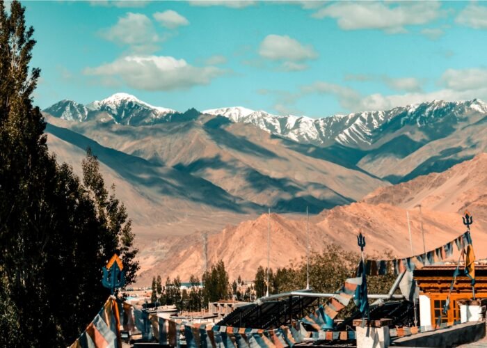 Nubra valley pangong lake Leh image